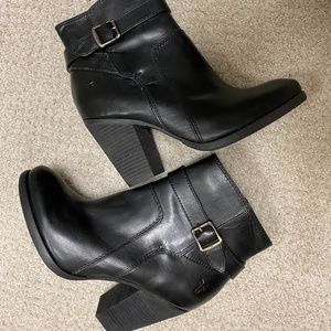 Frye Leather Black Boots With Buckle Detail Size 7